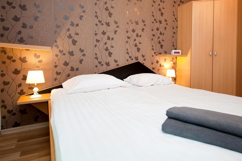 Elite Apartments Ogarna Deluxe Old Town 그단스크 외부 사진